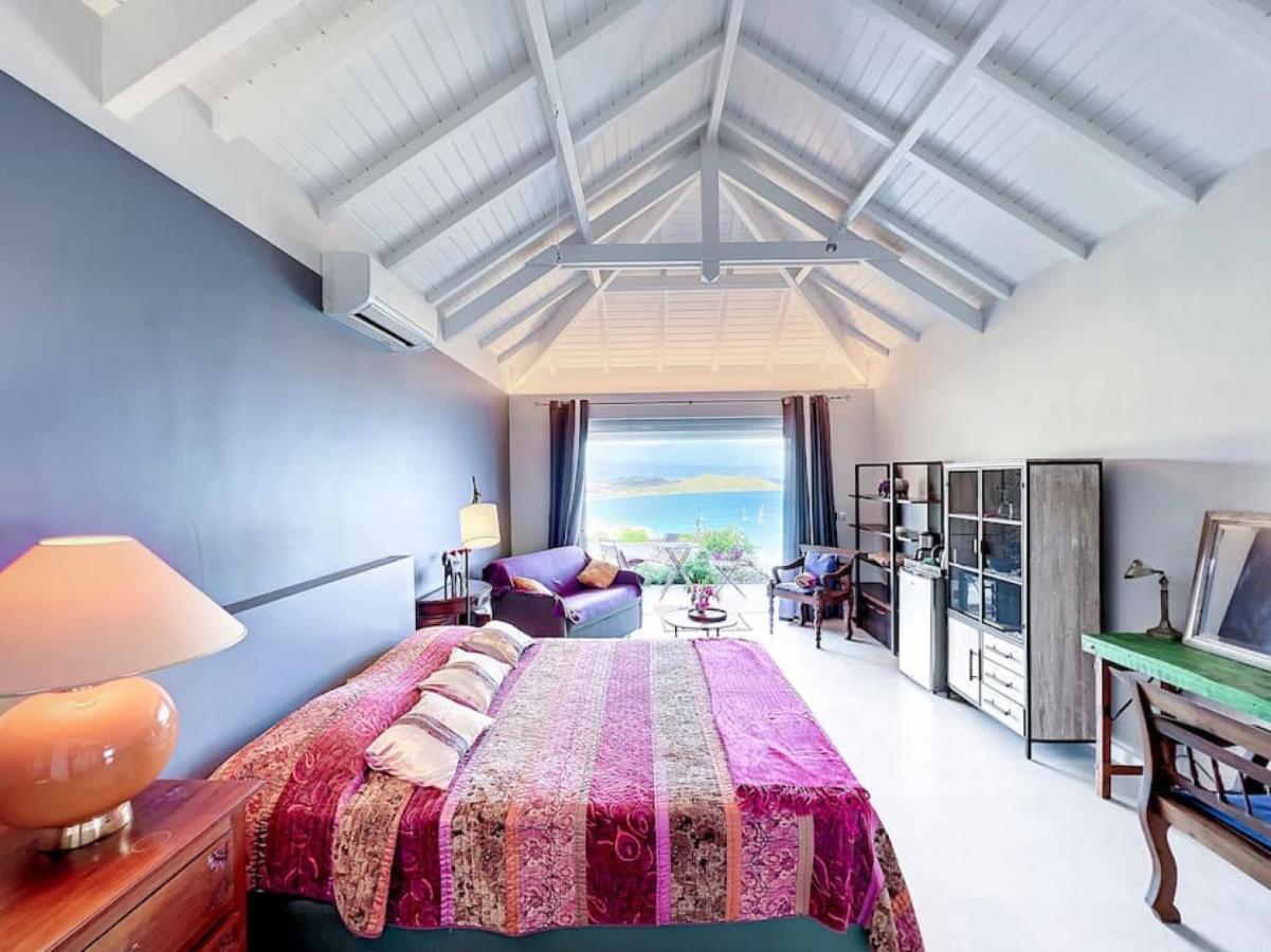 Blue Room In A Shared Villa Diamant With Communal Pool And Sea View グランカーズ エクステリア 写真